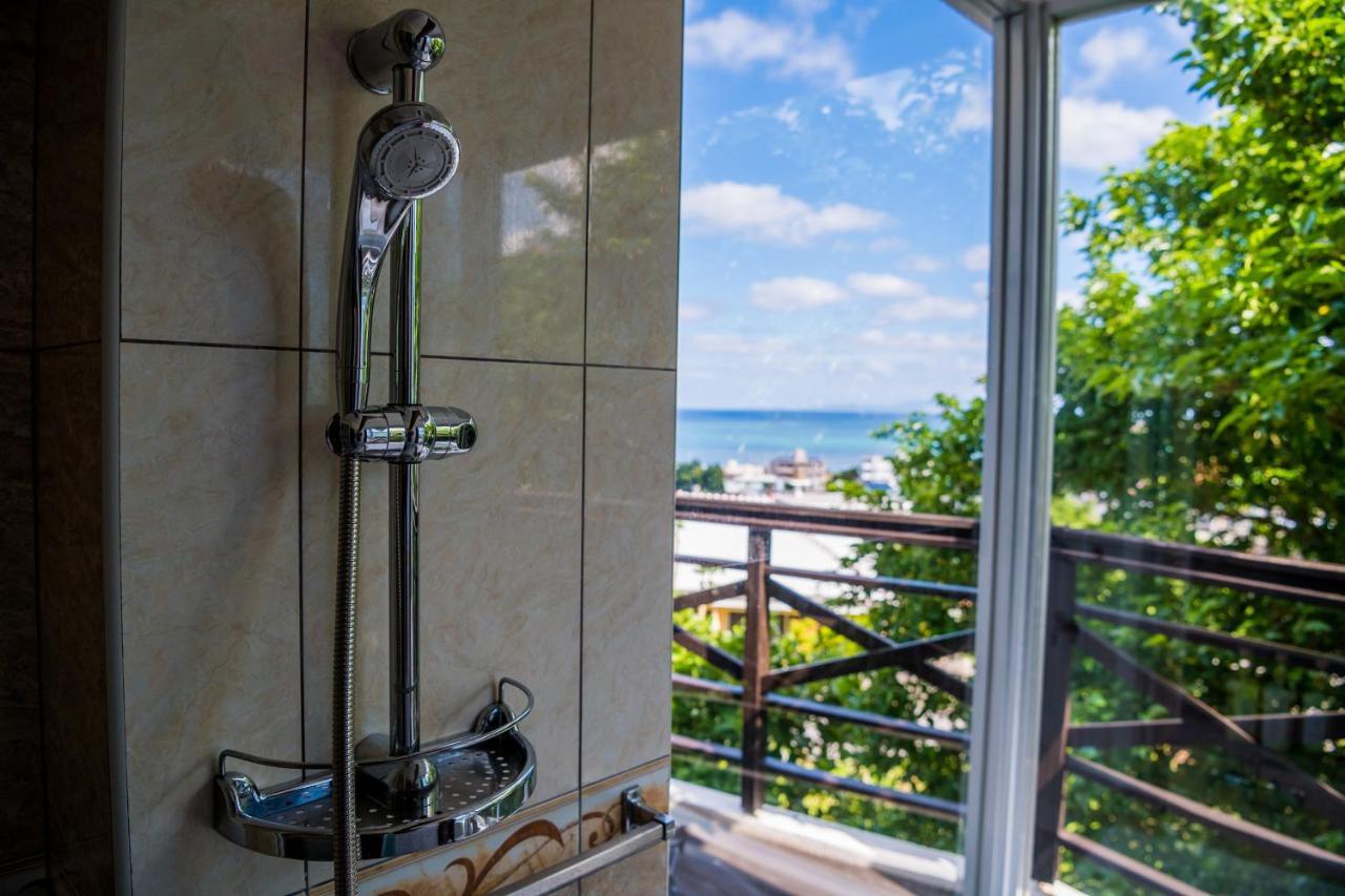 E-Horizon Resort Condominium יומיטאן מראה חיצוני תמונה